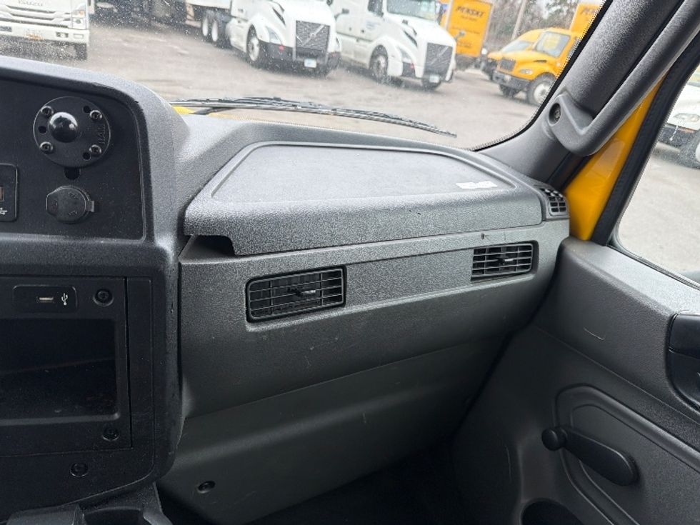Medium Duty Box Truck-Light and Medium Duty Trucks-International-2021-MV607-Baltimore-MD-192,977\n\t\tmiles-$ 41,500 - Image 21