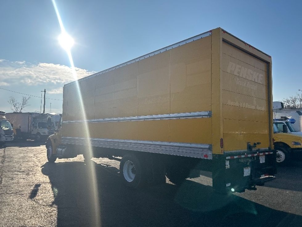 Medium Duty Box Truck-Light and Medium Duty Trucks-International-2021-MV607-Baltimore-MD-192,977\n\t\tmiles-$ 41,500 - Image 6