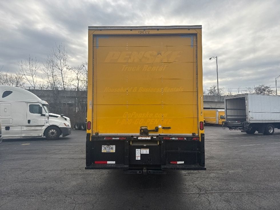 Medium Duty Box Truck-Light and Medium Duty Trucks-International-2021-MV607-Baltimore-MD-203,954\n\t\tmiles-$ 41,750 - Image 7