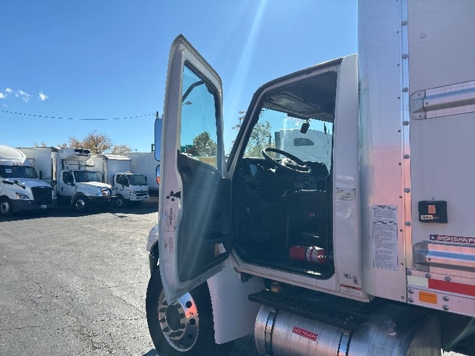 Medium Duty Box Truck-Light and Medium Duty Trucks-International-2021-MV607-Baltimore-MD-230,186\n\t\tmiles-$ 44,750 - Image 16