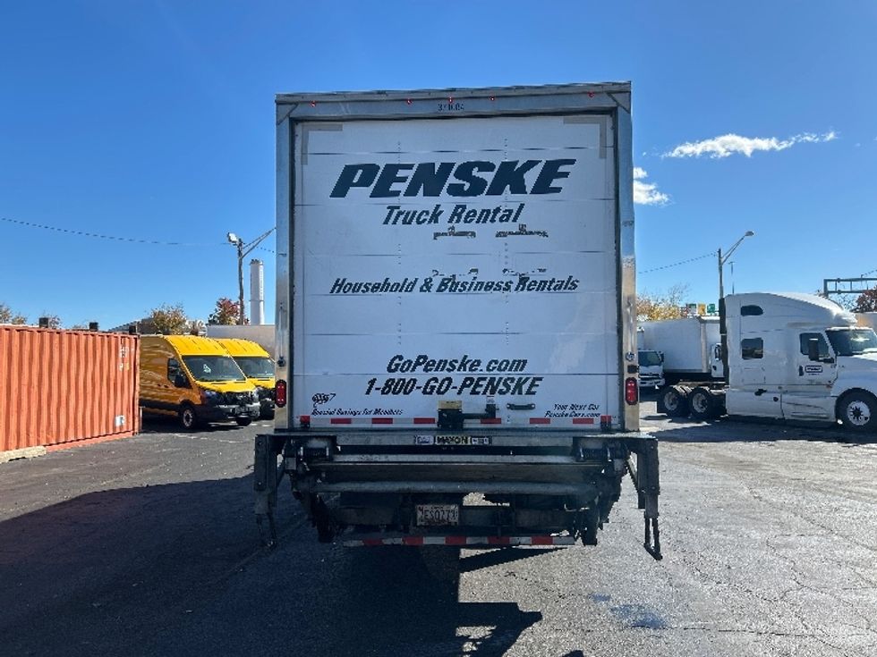 Medium Duty Box Truck-Light and Medium Duty Trucks-International-2021-MV607-Baltimore-MD-230,186\n\t\tmiles-$ 44,750 - Image 7