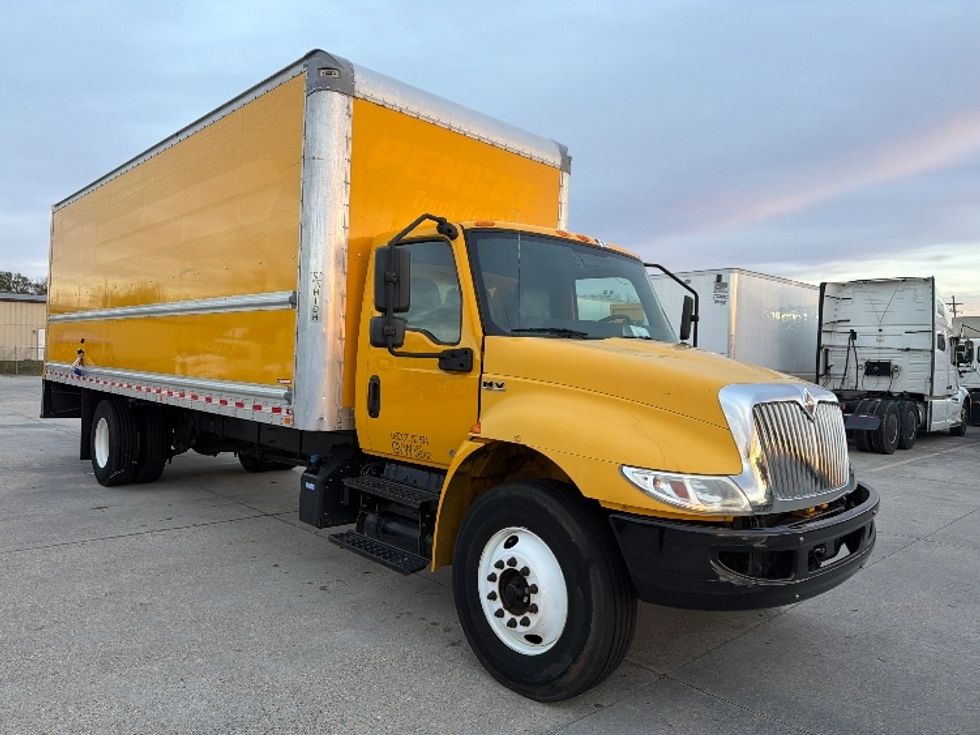 Medium Duty Box Truck-Light and Medium Duty Trucks-International-2021-MV607-Baton Rouge-LA-215,598\n\t\tmiles-$ 40,000 - Image 1