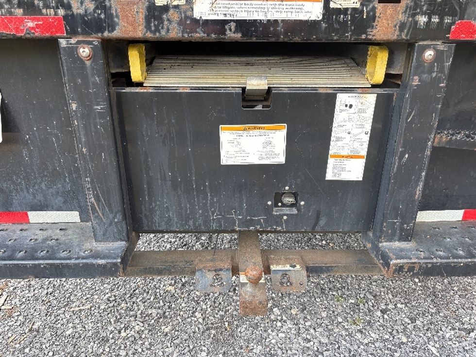 Medium Duty Box Truck-Light and Medium Duty Trucks-International-2021-MV607-Baton Rouge-LA-215,598\n\t\tmiles-$ 40,000 - Image 10