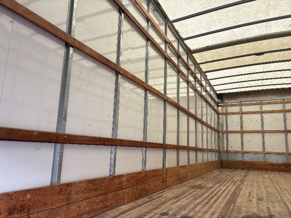 Medium Duty Box Truck-Light and Medium Duty Trucks-International-2021-MV607-Baton Rouge-LA-215,598\n\t\tmiles-$ 40,000 - Image 11