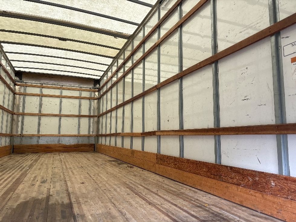 Medium Duty Box Truck-Light and Medium Duty Trucks-International-2021-MV607-Baton Rouge-LA-215,598\n\t\tmiles-$ 40,000 - Image 12