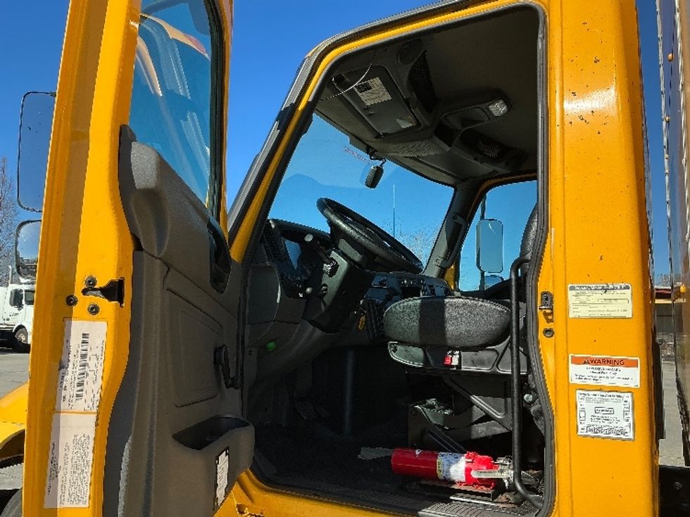 Medium Duty Box Truck-Light and Medium Duty Trucks-International-2021-MV607-Baton Rouge-LA-215,598\n\t\tmiles-$ 40,000 - Image 16