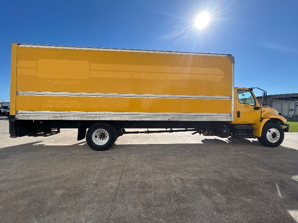 Medium Duty Box Truck-Light and Medium Duty Trucks-International-2021-MV607-Beaumont-TX-224,880\n\t\tmiles-$ 38,750 - Image 14