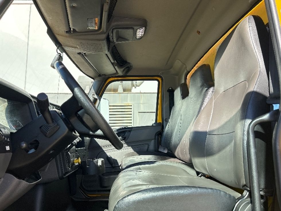 Medium Duty Box Truck-Light and Medium Duty Trucks-International-2021-MV607-Beaumont-TX-224,880\n\t\tmiles-$ 38,750 - Image 15