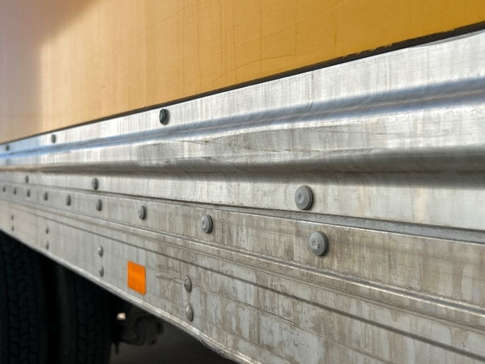 Medium Duty Box Truck-Light and Medium Duty Trucks-International-2021-MV607-Beaumont-TX-224,880\n\t\tmiles-$ 38,750 - Image 26