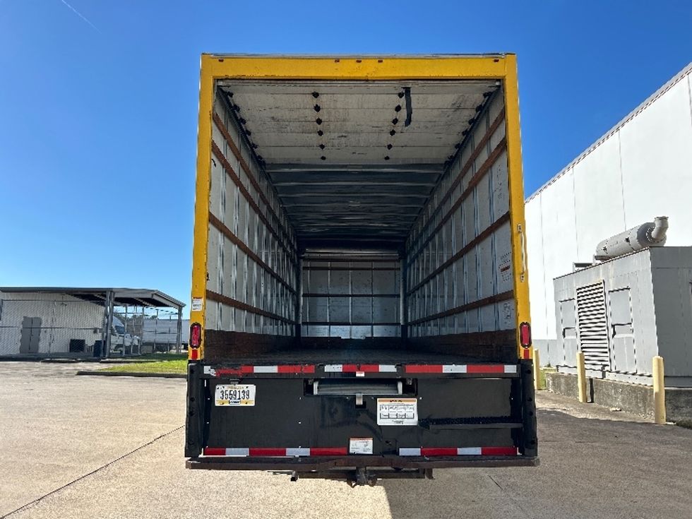 Medium Duty Box Truck-Light and Medium Duty Trucks-International-2021-MV607-Beaumont-TX-224,880\n\t\tmiles-$ 38,750 - Image 8