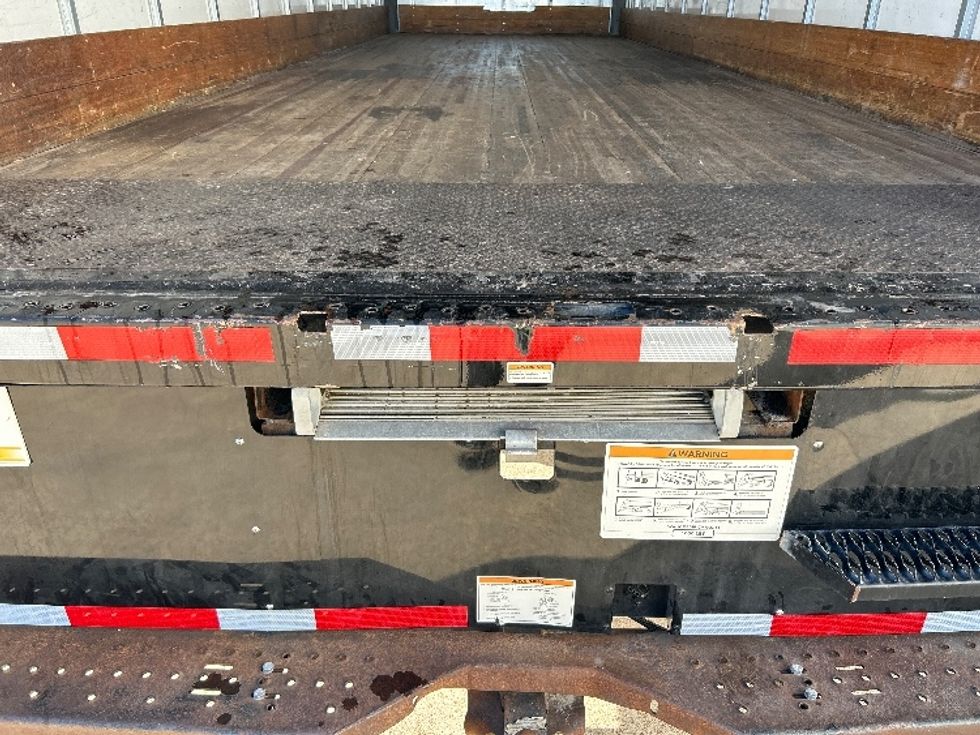 Medium Duty Box Truck-Light and Medium Duty Trucks-International-2021-MV607-Beaumont-TX-224,880\n\t\tmiles-$ 38,750 - Image 9