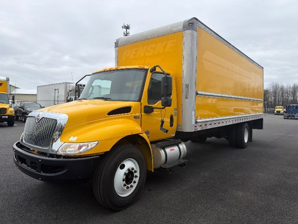 Medium Duty Box Truck-Light and Medium Duty Trucks-International-2021-MV607-Belcamp-MD-220,571\n\t\tmiles-$ 37,750 - Image 3