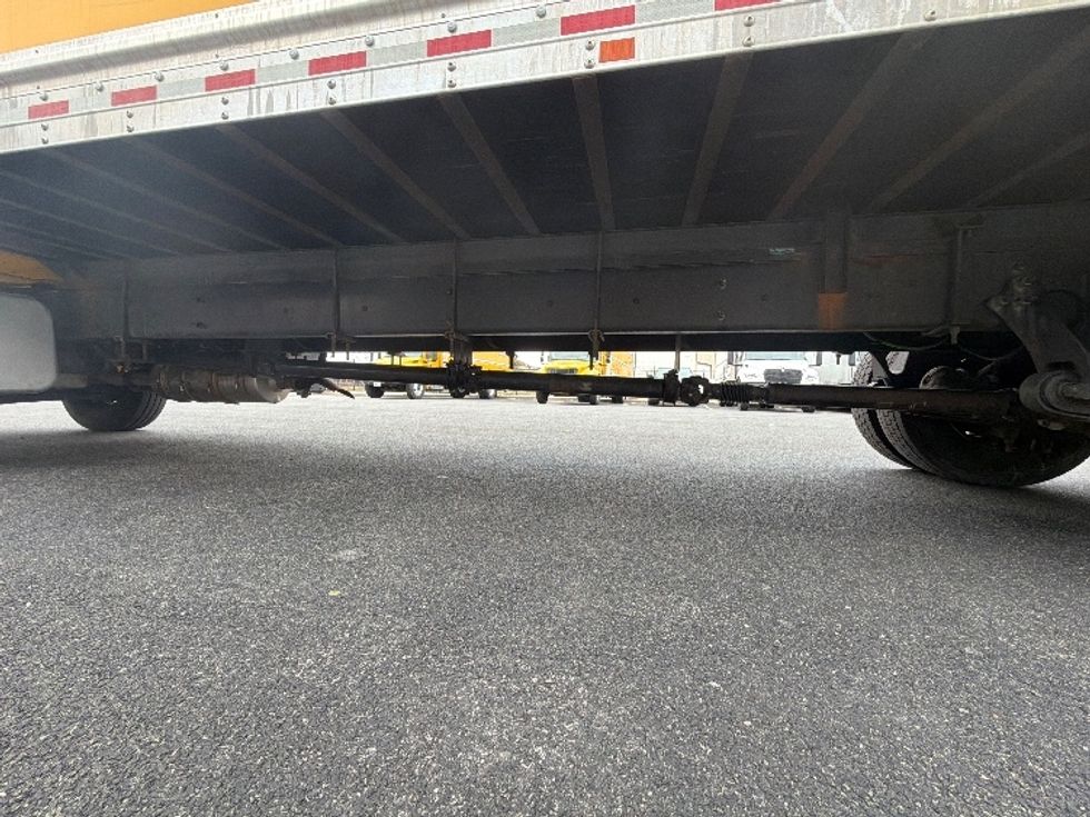 Medium Duty Box Truck-Light and Medium Duty Trucks-International-2021-MV607-Belcamp-MD-220,571\n\t\tmiles-$ 37,750 - Image 5