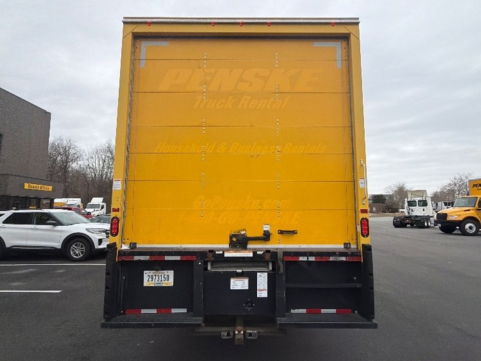 Medium Duty Box Truck-Light and Medium Duty Trucks-International-2021-MV607-Belcamp-MD-220,571\n\t\tmiles-$ 37,750 - Image 7