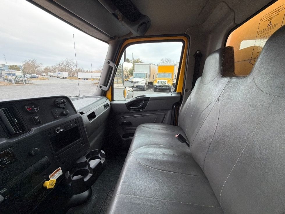 Medium Duty Box Truck-Light and Medium Duty Trucks-International-2021-MV607-Belcamp-MD-227,770\n\t\tmiles-$ 35,750 - Image 19