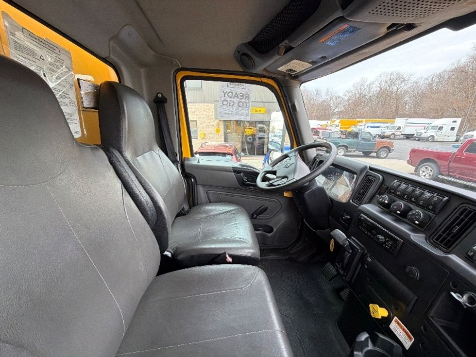 Medium Duty Box Truck-Light and Medium Duty Trucks-International-2021-MV607-Belcamp-MD-227,770\n\t\tmiles-$ 35,750 - Image 22