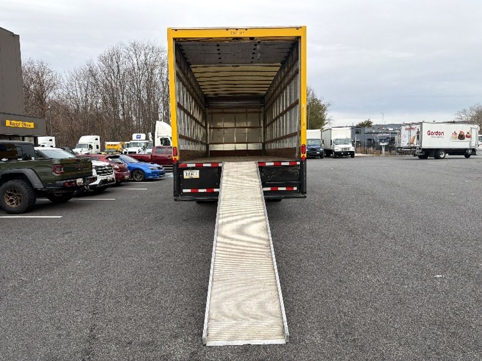 Medium Duty Box Truck-Light and Medium Duty Trucks-International-2021-MV607-Belcamp-MD-227,770\n\t\tmiles-$ 35,750 - Image 9