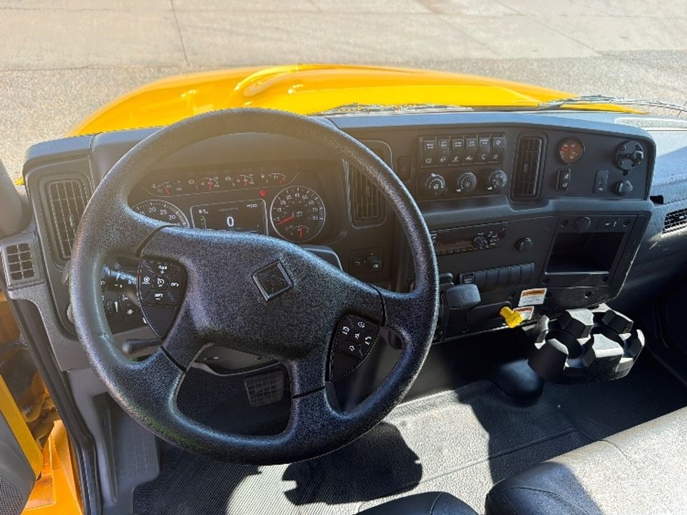 Medium Duty Box Truck-Light and Medium Duty Trucks-International-2021-MV607-Belden-MS-241,017\n\t\tmiles-$ 37,500 - Image 18