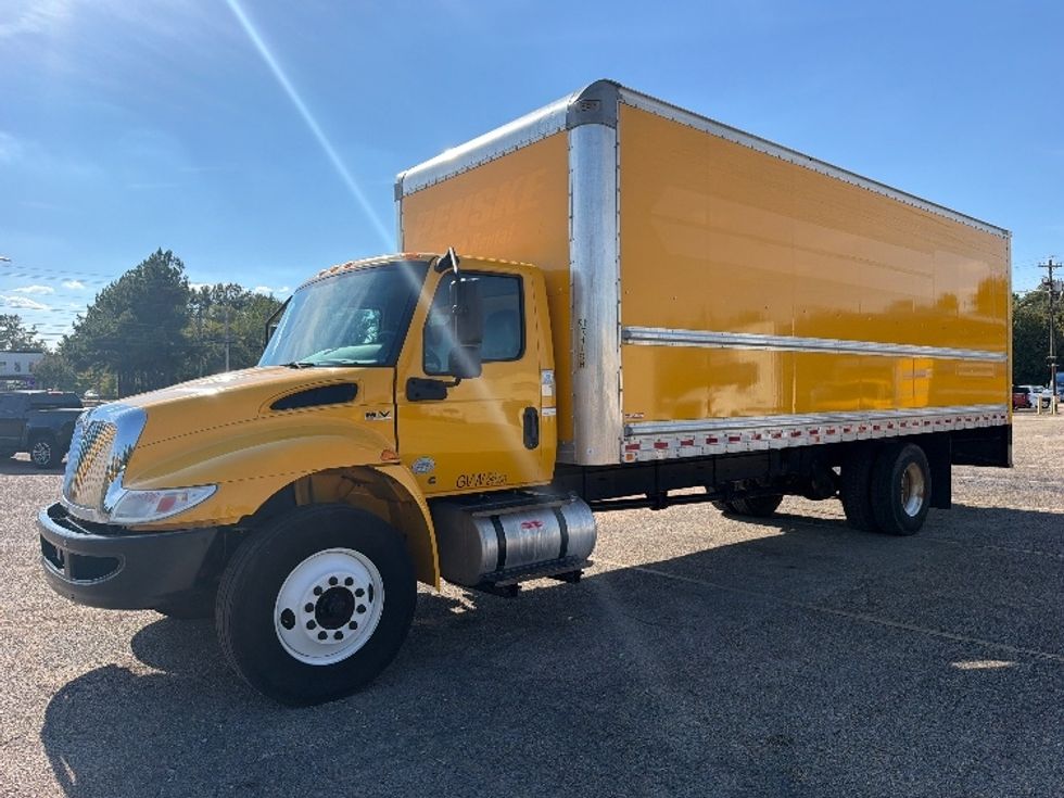 Medium Duty Box Truck-Light and Medium Duty Trucks-International-2021-MV607-Belden-MS-241,017\n\t\tmiles-$ 37,500 - Image 3
