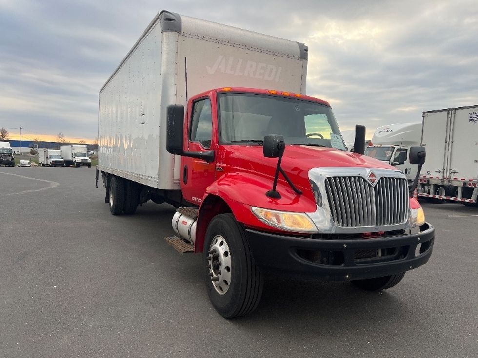 Medium Duty Box Truck-Light and Medium Duty Trucks-International-2021-MV607-Bensalem-PA-334,529\n\t\tmiles-$ 27,500 - Image 1