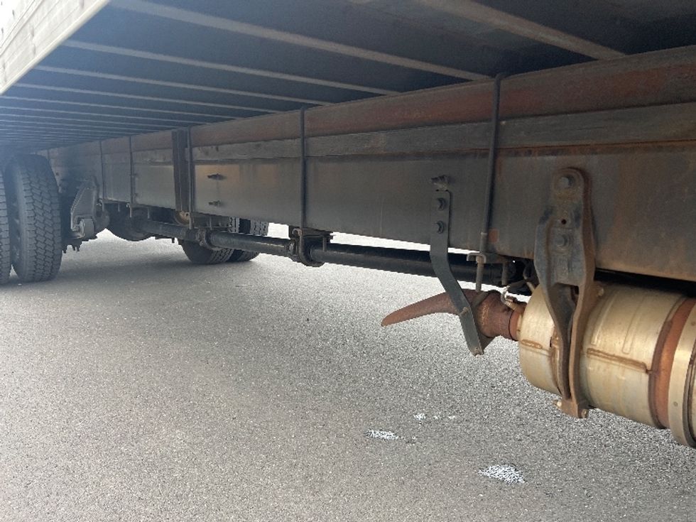 Medium Duty Box Truck-Light and Medium Duty Trucks-International-2021-MV607-Bensalem-PA-334,529\n\t\tmiles-$ 27,500 - Image 14