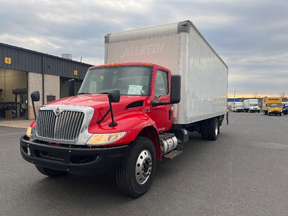 Medium Duty Box Truck-Light and Medium Duty Trucks-International-2021-MV607-Bensalem-PA-334,529\n\t\tmiles-$ 27,500 - Image 3