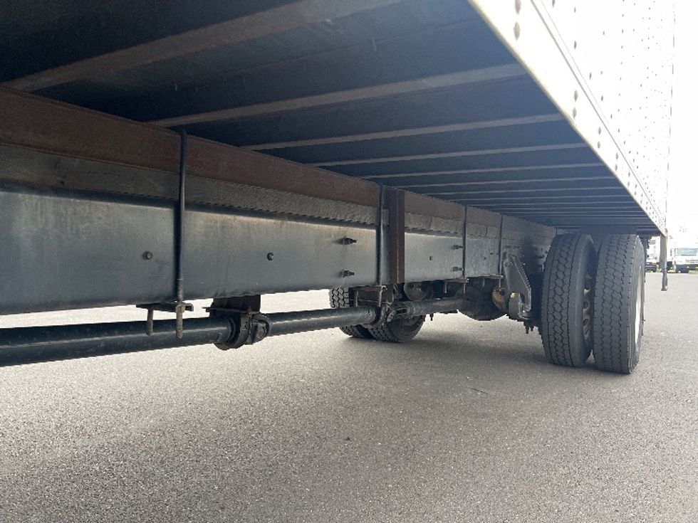 Medium Duty Box Truck-Light and Medium Duty Trucks-International-2021-MV607-Bensalem-PA-334,529\n\t\tmiles-$ 27,500 - Image 5