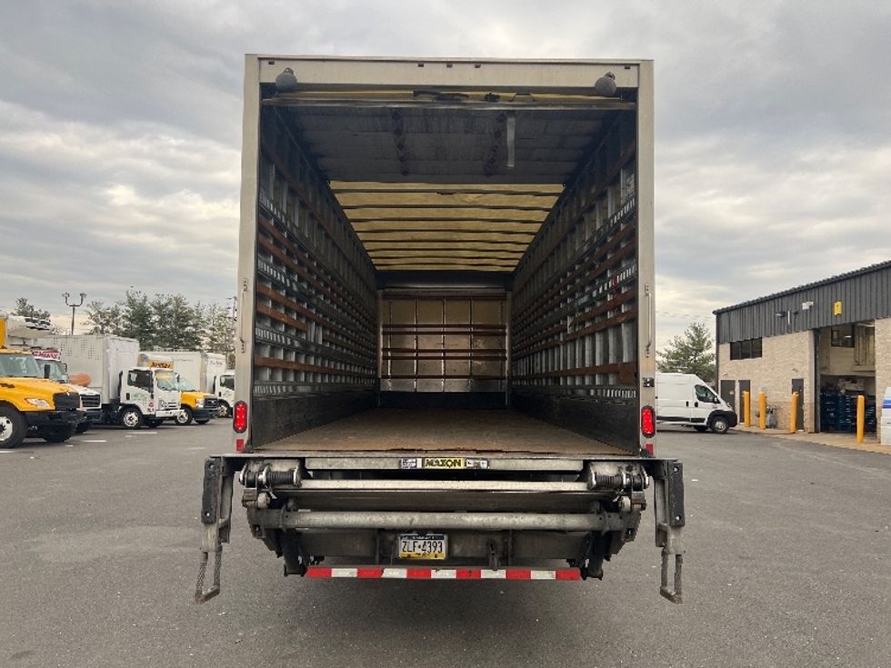 Medium Duty Box Truck-Light and Medium Duty Trucks-International-2021-MV607-Bensalem-PA-334,529\n\t\tmiles-$ 27,500 - Image 8