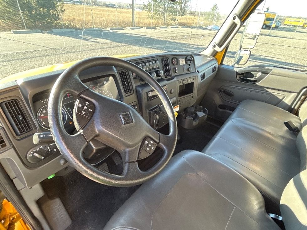 Medium Duty Box Truck-Light and Medium Duty Trucks-International-2021-MV607-Billings-MT-178,237\n\t\tmiles-$ 39,250 - Image 16