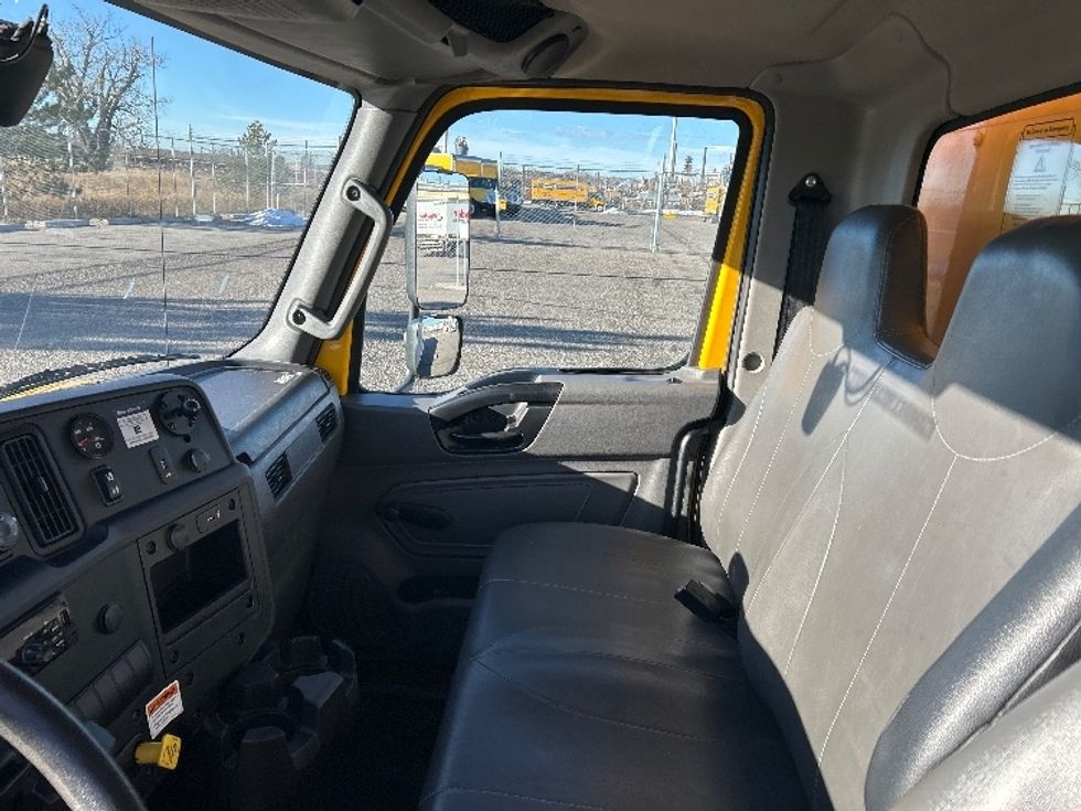 Medium Duty Box Truck-Light and Medium Duty Trucks-International-2021-MV607-Billings-MT-178,237\n\t\tmiles-$ 39,250 - Image 18