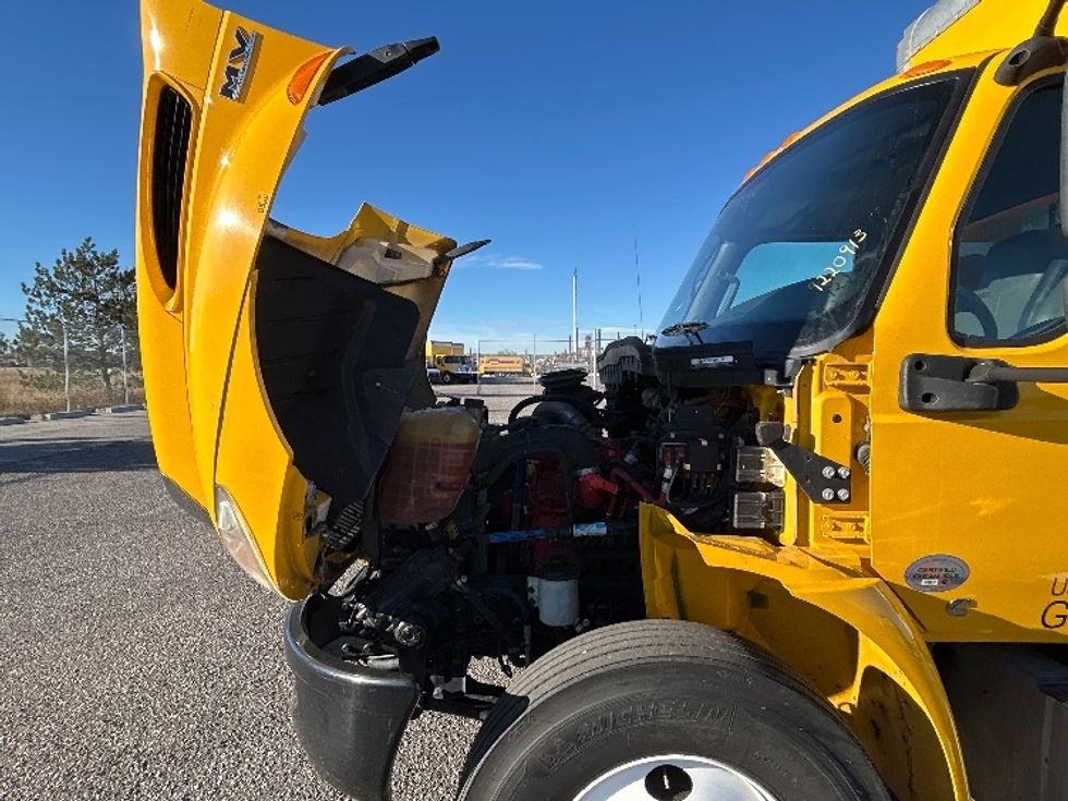 Medium Duty Box Truck-Light and Medium Duty Trucks-International-2021-MV607-Billings-MT-178,237\n\t\tmiles-$ 39,250 - Image 23