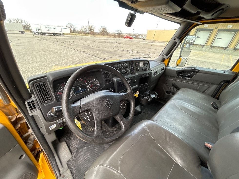 Medium Duty Box Truck-Light and Medium Duty Trucks-International-2021-MV607-Billings-MT-191,287\n\t\tmiles-$ 44,000 - Image 17