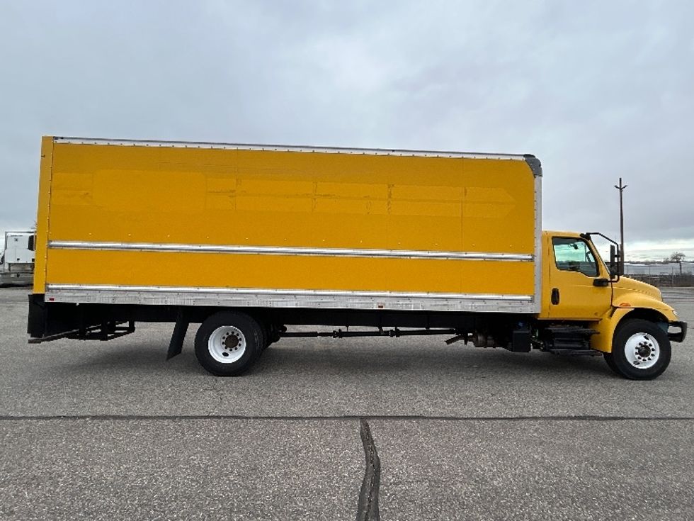 Medium Duty Box Truck-Light and Medium Duty Trucks-International-2021-MV607-Billings-MT-194,482\n\t\tmiles-$ 43,000 - Image 14