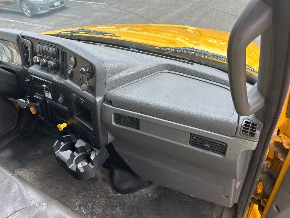 Medium Duty Box Truck-Light and Medium Duty Trucks-International-2021-MV607-Billings-MT-200,074\n\t\tmiles-$ 47,500 - Image 21