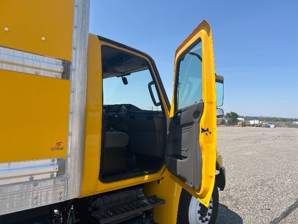 Medium Duty Box Truck-Light and Medium Duty Trucks-International-2021-MV607-Billings-MT-213,224\n\t\tmiles-$ 42,500 - Image 19