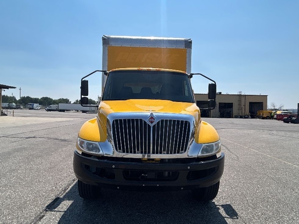 Medium Duty Box Truck-Light and Medium Duty Trucks-International-2021-MV607-Billings-MT-213,224\n\t\tmiles-$ 42,500 - Image 2