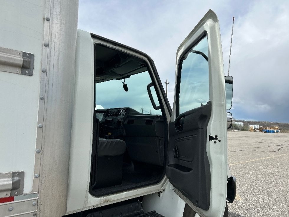 Medium Duty Box Truck-Light and Medium Duty Trucks-International-2021-MV607-Billings-MT-216,419\n\t\tmiles-$ 49,250 - Image 20
