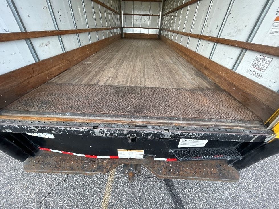 Medium Duty Box Truck-Light and Medium Duty Trucks-International-2021-MV607-Billings-MT-218,853\n\t\tmiles-$ 39,500 - Image 9