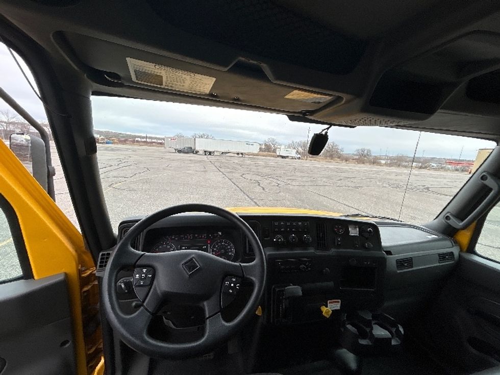 Medium Duty Box Truck-Light and Medium Duty Trucks-International-2021-MV607-Billings-MT-224,512\n\t\tmiles-$ 38,750 - Image 17