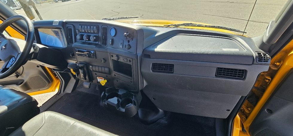 Medium Duty Box Truck-Light and Medium Duty Trucks-International-2021-MV607-Billings-MT-241,029\n\t\tmiles-$ 34,750 - Image 20