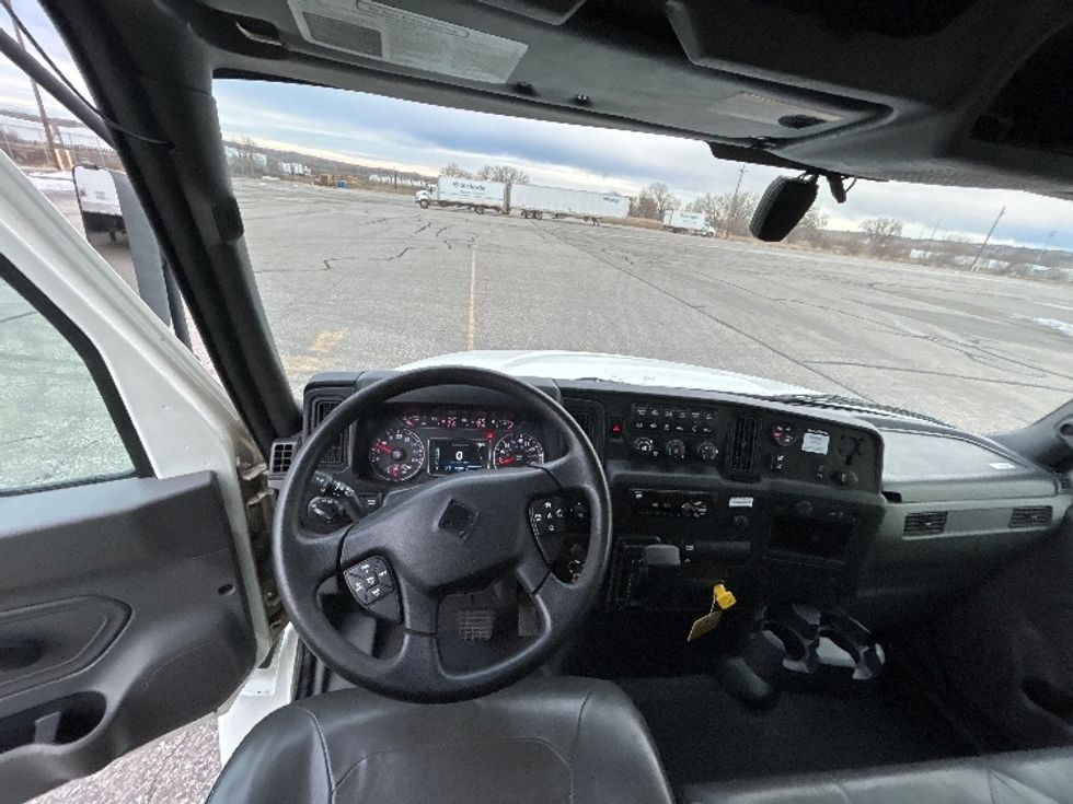 Medium Duty Box Truck-Light and Medium Duty Trucks-International-2021-MV607-Billings-MT-248,003\n\t\tmiles-$ 41,500 - Image 18