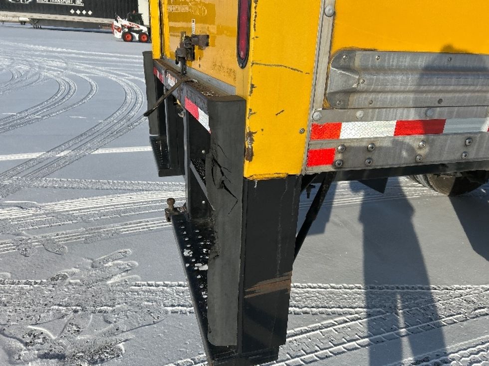 Medium Duty Box Truck-Light and Medium Duty Trucks-International-2021-MV607-Billings-MT-260,578\n\t\tmiles-$ 30,500 - Image 25