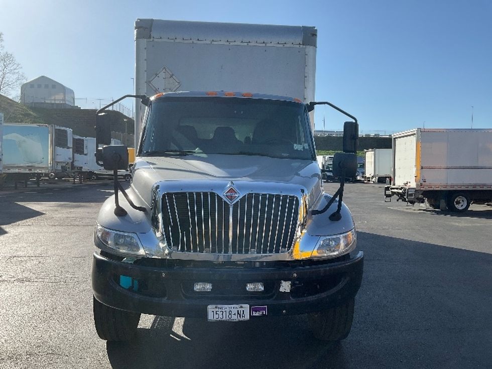 Medium Duty Box Truck-Light and Medium Duty Trucks-International-2021-MV607-Binghamton-NY-242,844\n\t\tmiles-$ 44,500 - Image 2