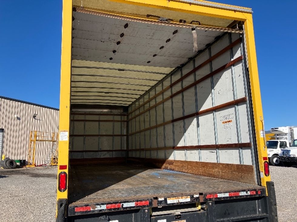 Medium Duty Box Truck-Light and Medium Duty Trucks-International-2021-MV607-Birmingham-AL-182,609\n\t\tmiles-$ 48,000 - Image 11