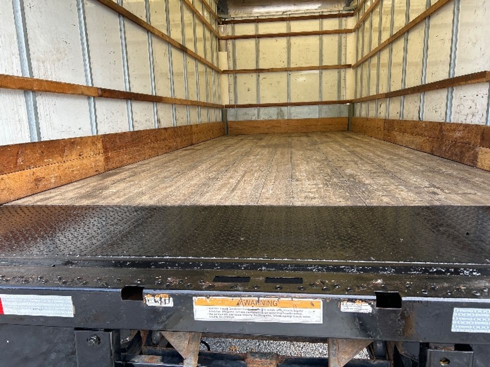 Medium Duty Box Truck-Light and Medium Duty Trucks-International-2021-MV607-Blountville-TN-209,816\n\t\tmiles-$ 32,500 - Image 10