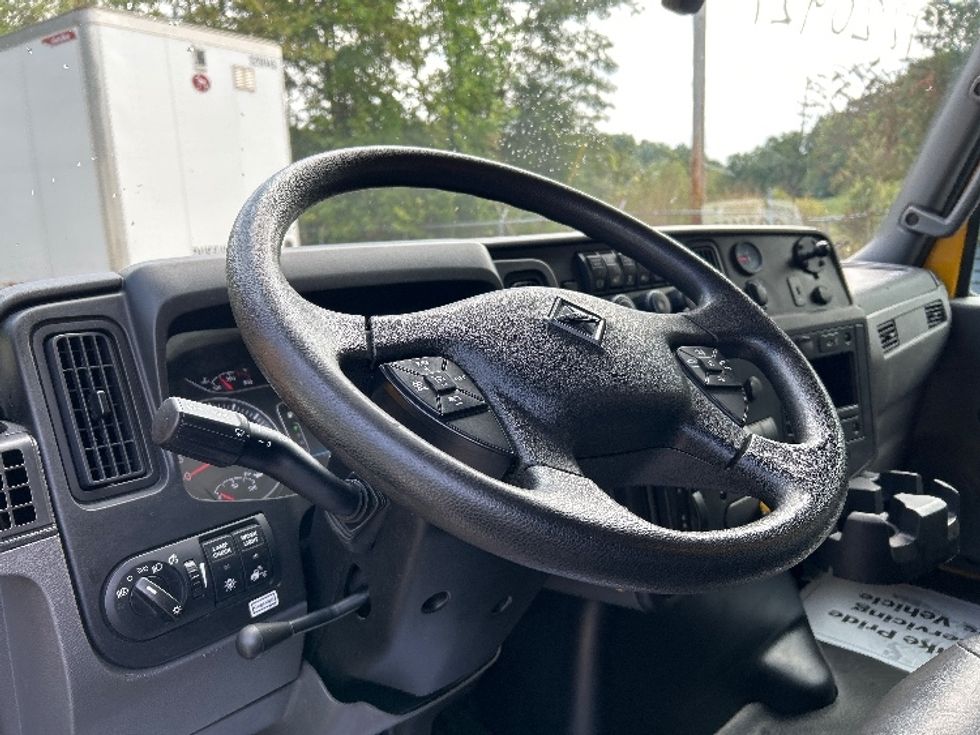 Medium Duty Box Truck-Light and Medium Duty Trucks-International-2021-MV607-Blountville-TN-209,816\n\t\tmiles-$ 32,500 - Image 17