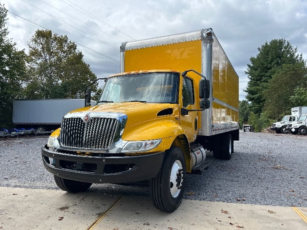 Medium Duty Box Truck-Light and Medium Duty Trucks-International-2021-MV607-Blountville-TN-209,816\n\t\tmiles-$ 32,500 - Image 3
