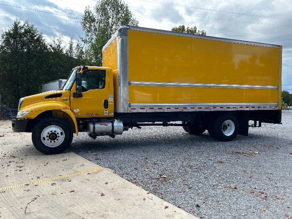 Medium Duty Box Truck-Light and Medium Duty Trucks-International-2021-MV607-Blountville-TN-209,816\n\t\tmiles-$ 32,500 - Image 4