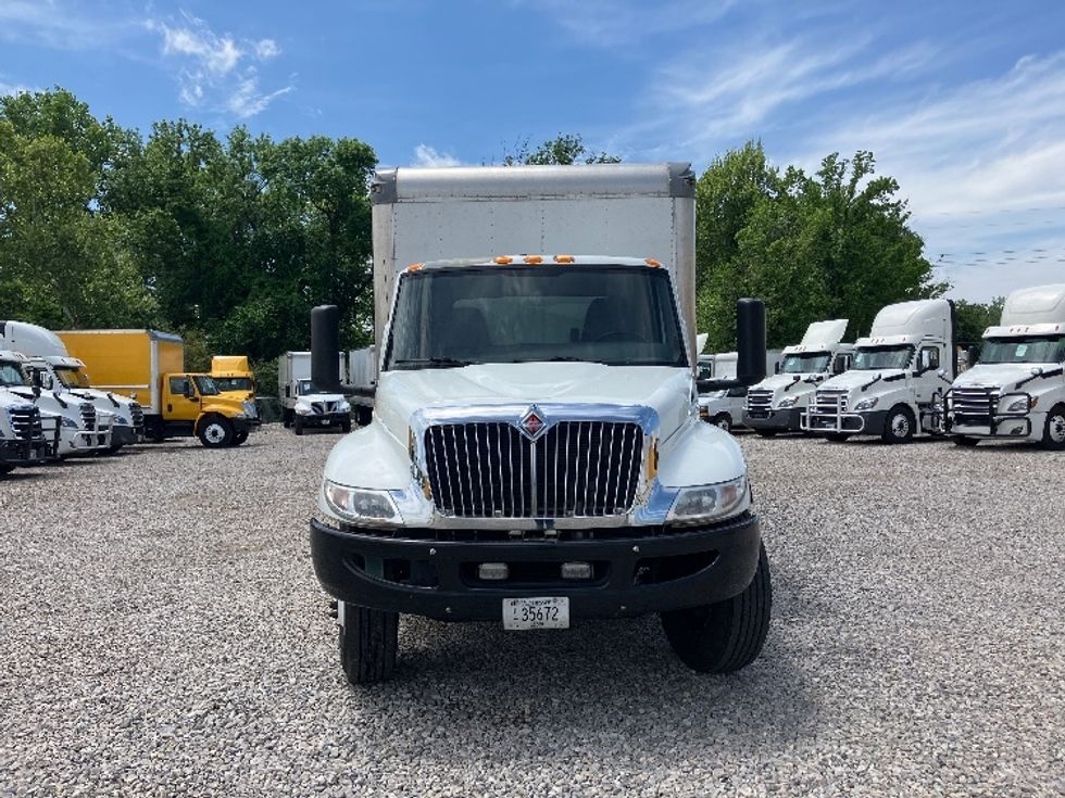 Medium Duty Box Truck-Light and Medium Duty Trucks-International-2021-MV607-Boaz-AL-208,000\n\t\tmiles-$ 42,000 - Image 2