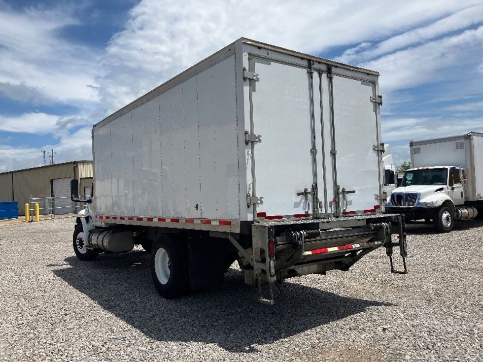 Medium Duty Box Truck-Light and Medium Duty Trucks-International-2021-MV607-Boaz-AL-208,000\n\t\tmiles-$ 42,000 - Image 6